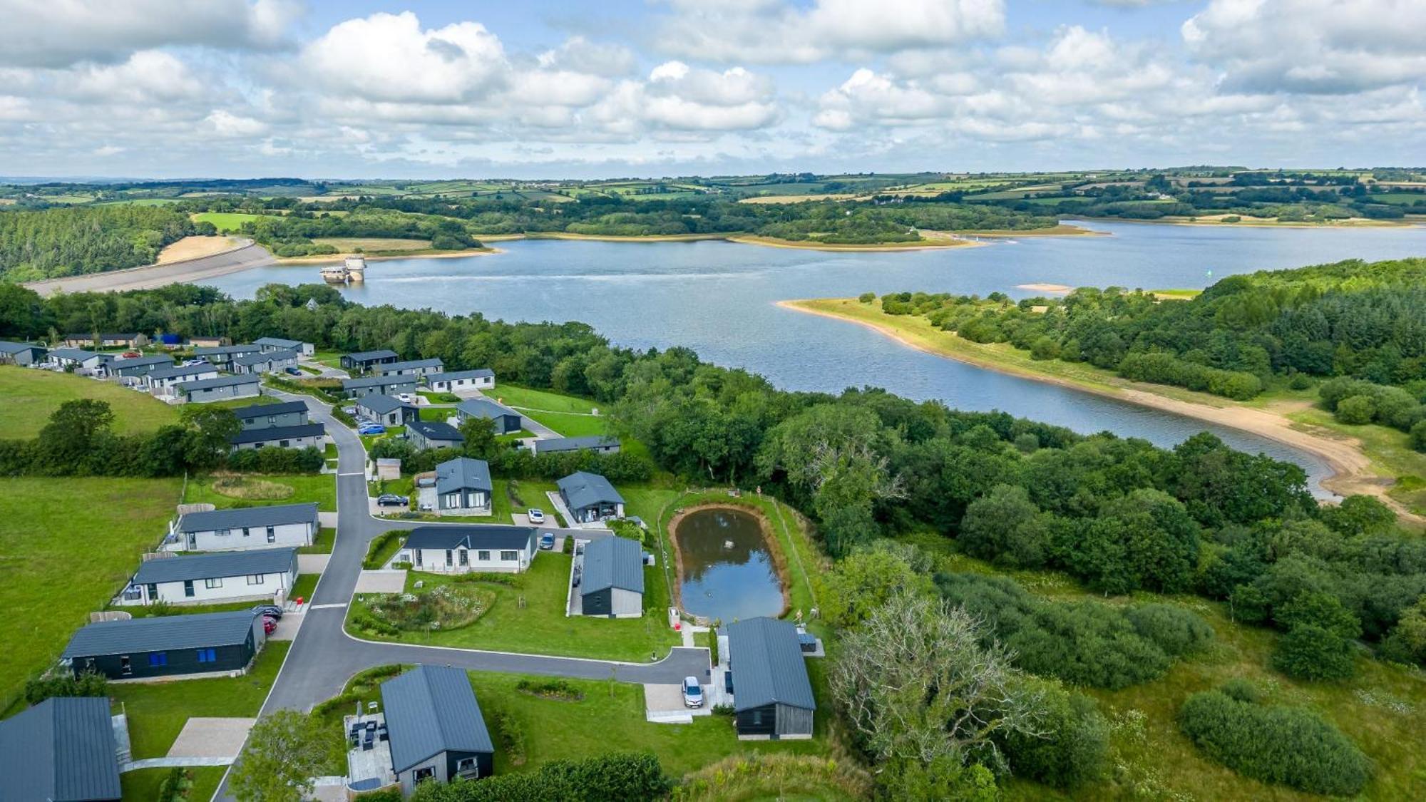 Lilac Lodge, 22 Roadford Lake Lodges Lifton Exterior foto